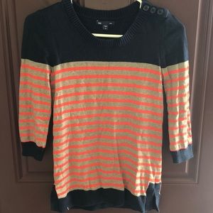 Gap sweater